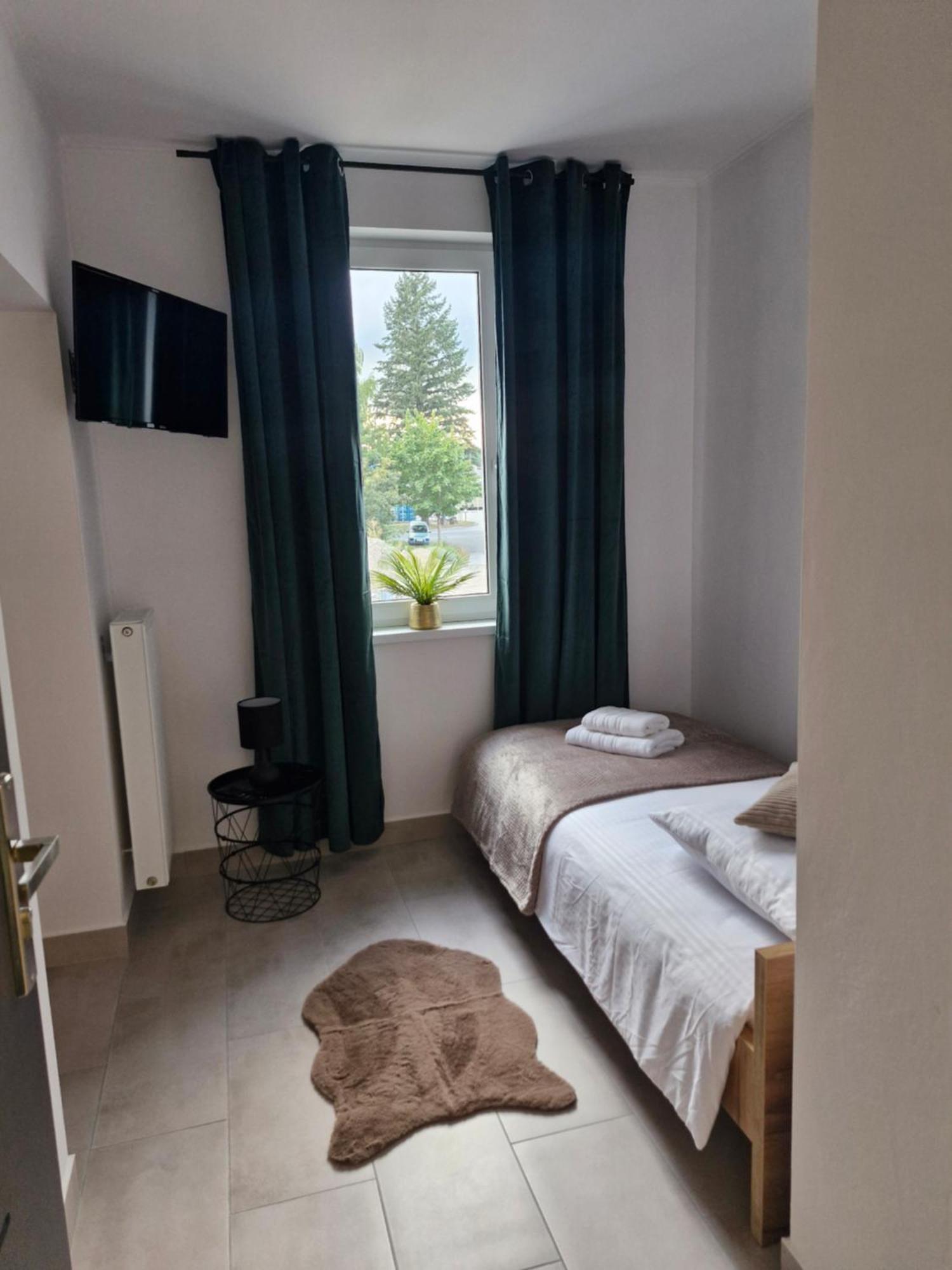 Motel Mewa Lezajsk Bagian luar foto